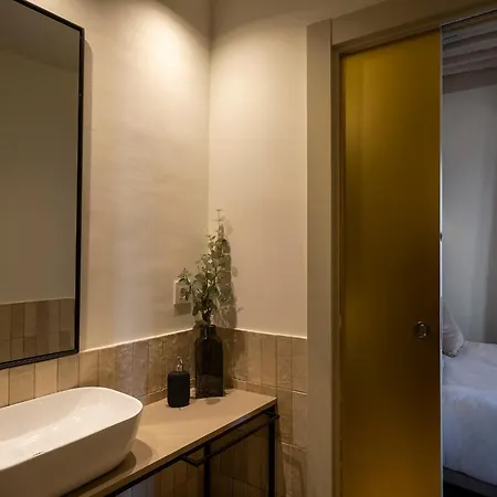 Апартаменты Home4u, Plaza Nueva 3 Гранада